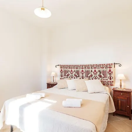 Domu Ala - Bynos Homes Σπίτι διακοπών Baunei