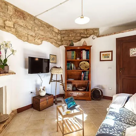 Domu Ala - Bynos Homes Ferienhaus *