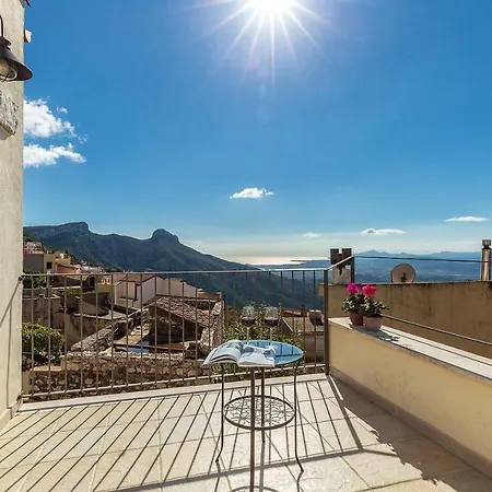 Ferienhaus Domu Ala - Bynos Homes Baunei