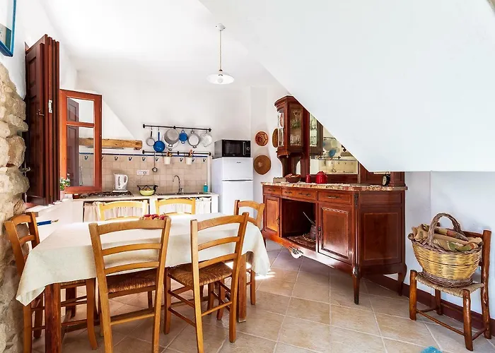 Дом отдыха Domu Ala - Bynos Homes Бауней